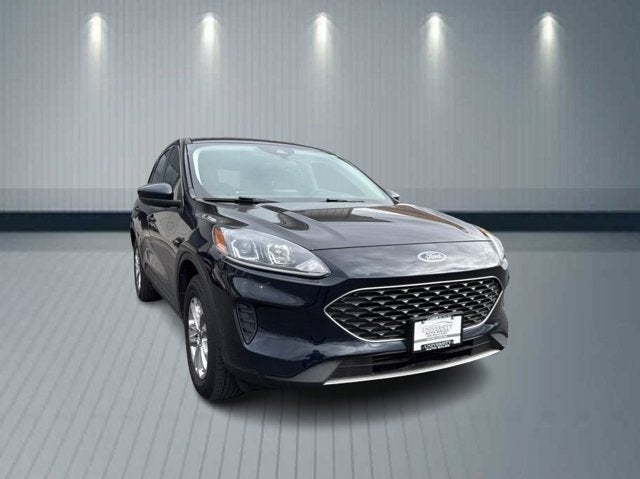 2021 Ford Escape SE in Black — front three-quarter view